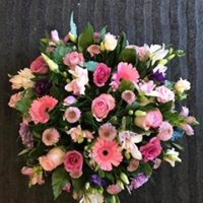 Pink Posy - Posy tribute in mixed flower and shades of pink. Available in a range of sizes. Pink Posy - Posy tribute in mixed flower and shades of pink. Available in a range of sizes.