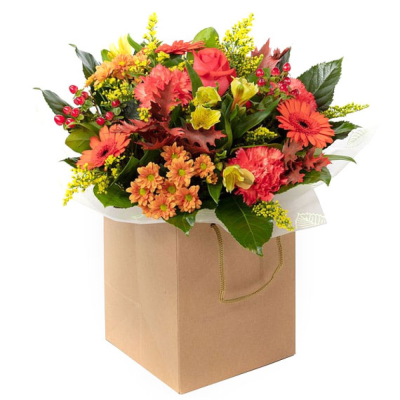 Honey & Spice - A warm collection of seasonal flowers and foliage, perfect for any occasion. Honey & Spice - A warm collection of seasonal flowers and foliage, perfect for any occasion.
